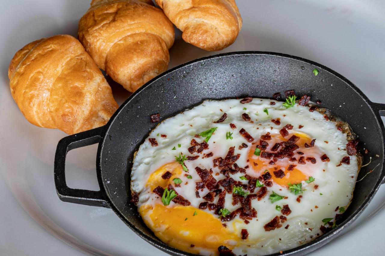 Economy Double Room,1310526631:JPEG